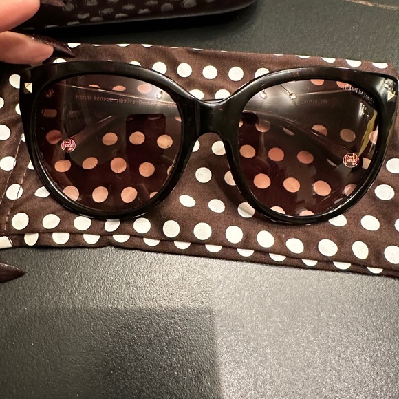 HENRI BENDEL Decked Out Ombre Round Women's Sunglasses - Picture 8 of 11